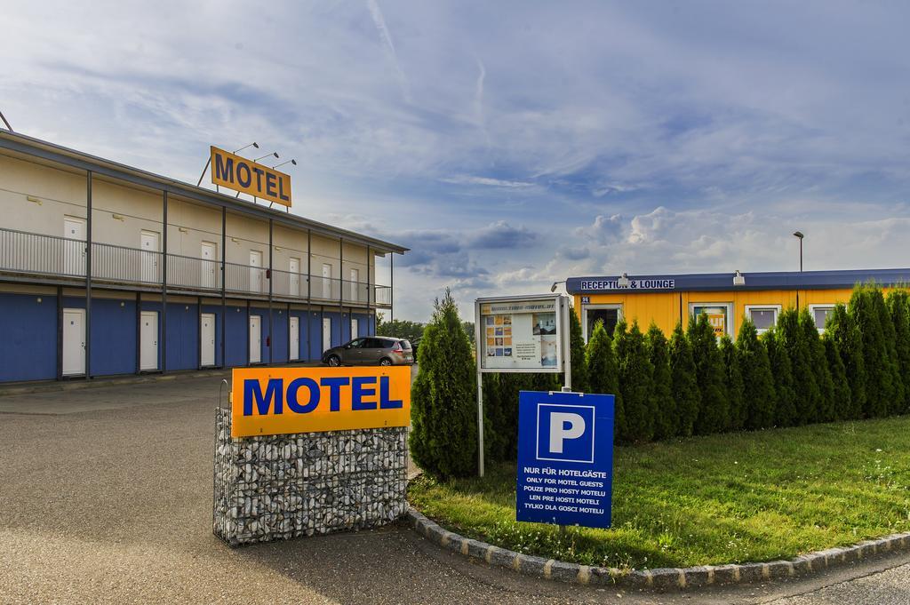 Tour-Motel Wilfersdorf (Mistelbach) Exterior foto